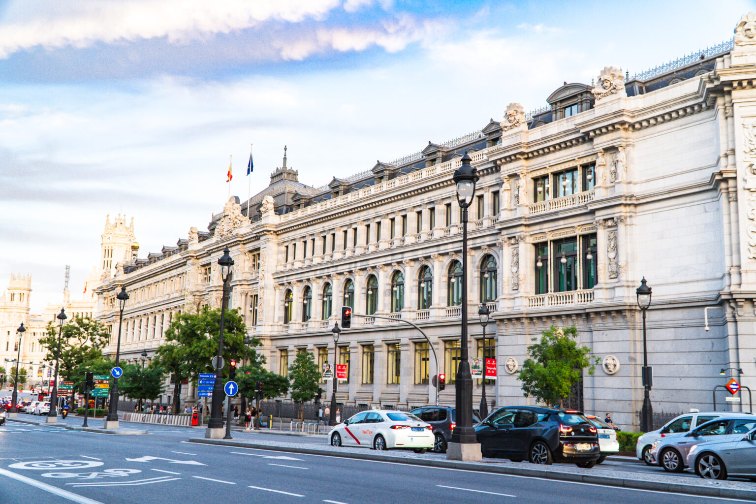 Guía privado en Madrid para tours familiares por los barrios más auténticos