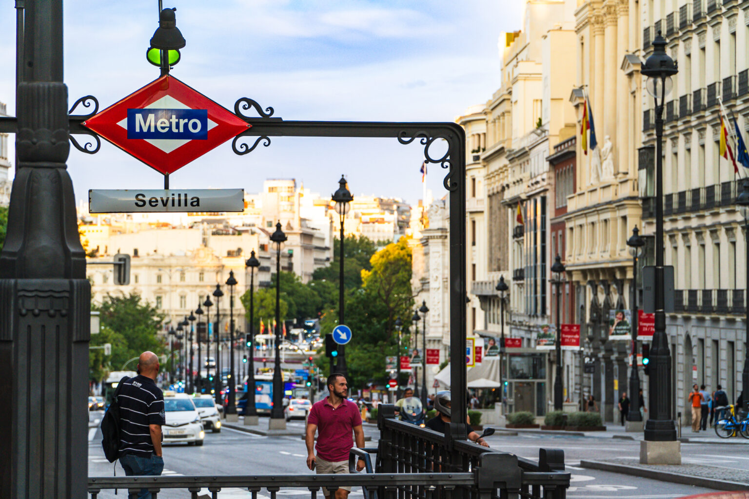 Reservar tour personalizado por Madrid centro para grupos de amigos o familias